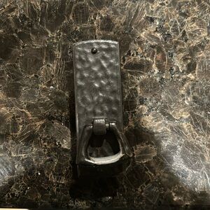 Vintage style pull handles. 2.5 inches between screws - Pack of 6